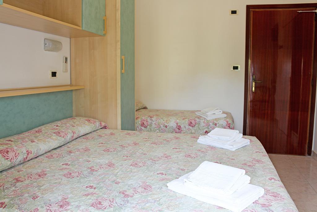 Hotel Buda Bellaria-Igea Marina Pokoj fotografie