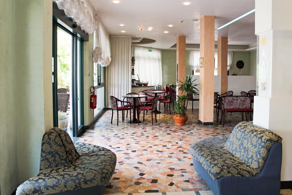 Hotel Buda Bellaria-Igea Marina Exteriér fotografie